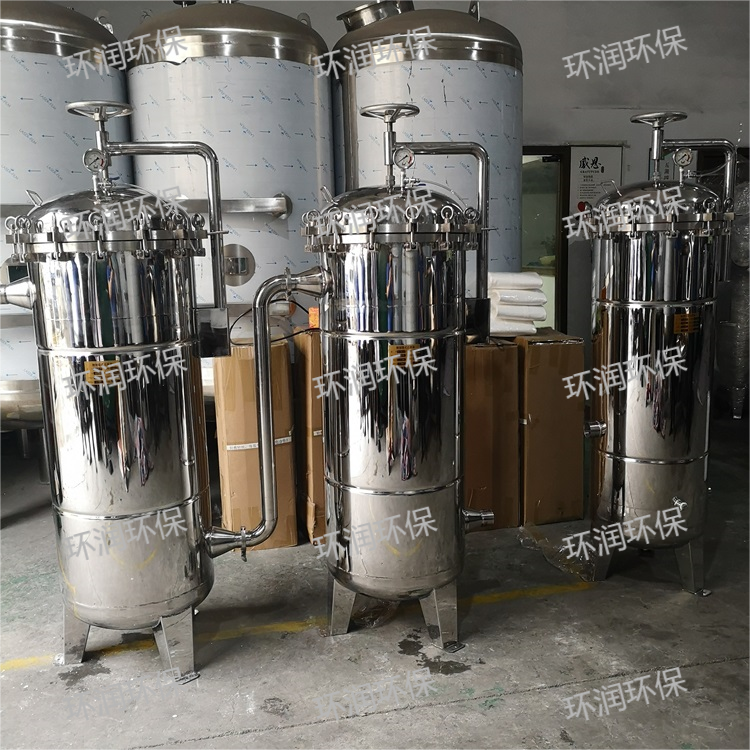不銹鋼袋式過濾器為什么要裝壓力泵